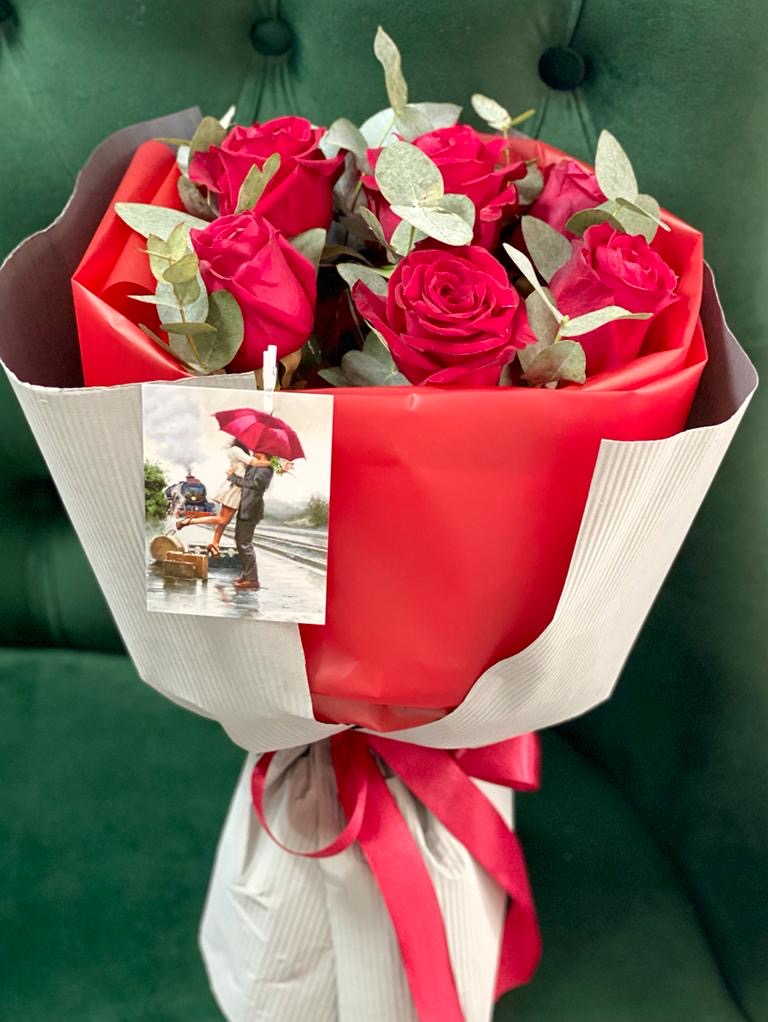 Букет "Очарование рэд"